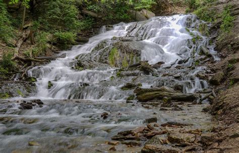 15 Scenic Trails for Hiking in Iowa - Midwest Explored