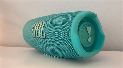 JBL Charge 5 Review | Tech Gadgets Canada