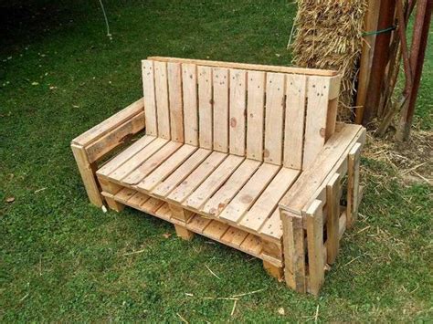 DIY Outdoor Sofa Plans For Backyard - Craftsy