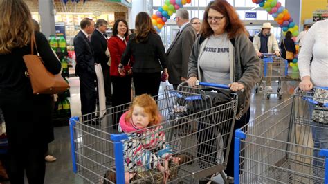 Walmart opens newest Murfreesboro store