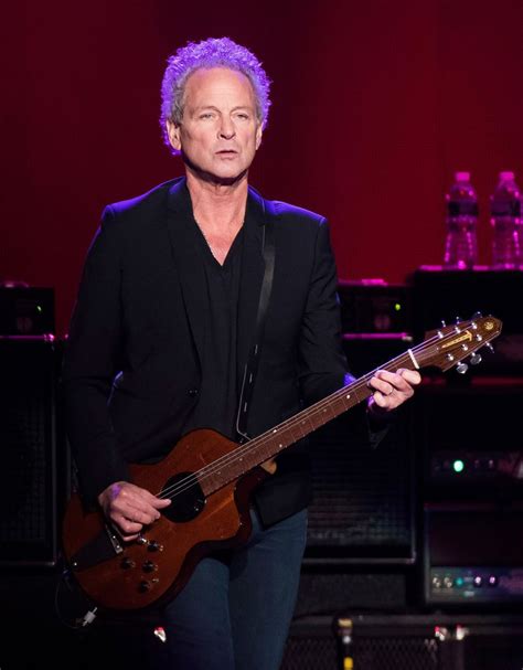 Not a rumor: Lindsey Buckingham, Fleetwood Mac part ways | The Seattle ...