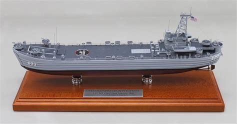 SD Model Makers: US Navy LST Model (Landing Ship Tank)