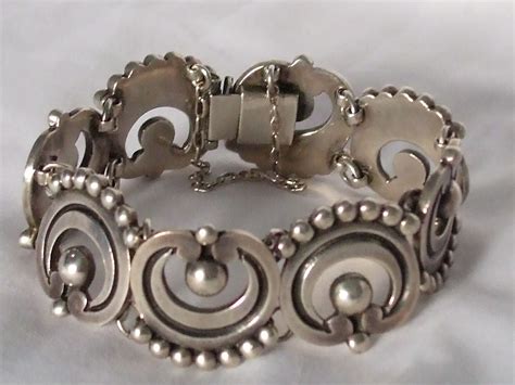 Taxco sterling bracelet | Mexican silver jewelry, Vintage jewelry, Vintage sterling silver jewelry