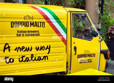 Doppio Malto Italian restaurant and takeaway Glasgow, Scotland, UK Stock Photo - Alamy