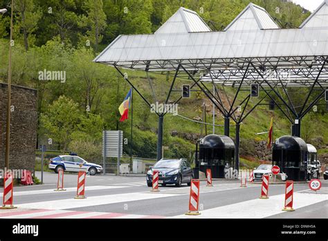 Spanish andorra border hi-res stock photography and images - Alamy