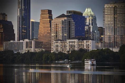 Downtown Austin Hotels & Hostels | Visit Austin, TX