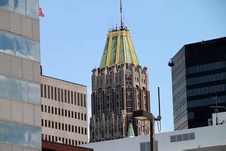 Baltimore Art Deco Skyscraper | The former Baltimore Trust B… | Flickr