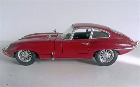 Burago JAGUAR XKE Coupe 1961 1:18 Diecast Model- Custom rebuilt- Gorgeous! | #1860703572