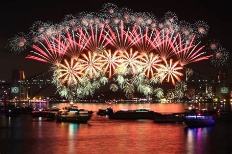 New Year Fireworks 2020 Sydney - New Years Pics