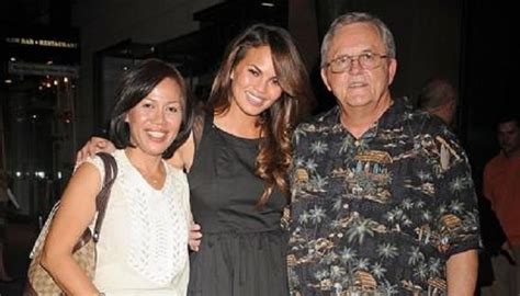 Chrissy Teigen Parents: Meet Vilailuck Teigen And Ron Teigen Sr