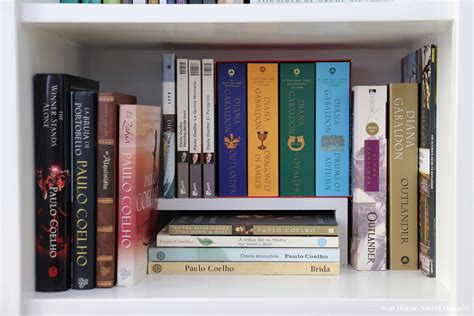 Aesthetic Ways to Organize Your Books