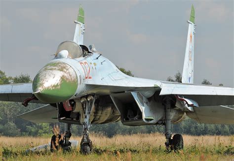 Su-27 Flanker-B "02 Red" - a photo on Flickriver