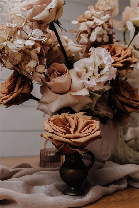 Styled shoot. Inspiration for weddings, birthdays, dinner parties and celebrations | Brown ...