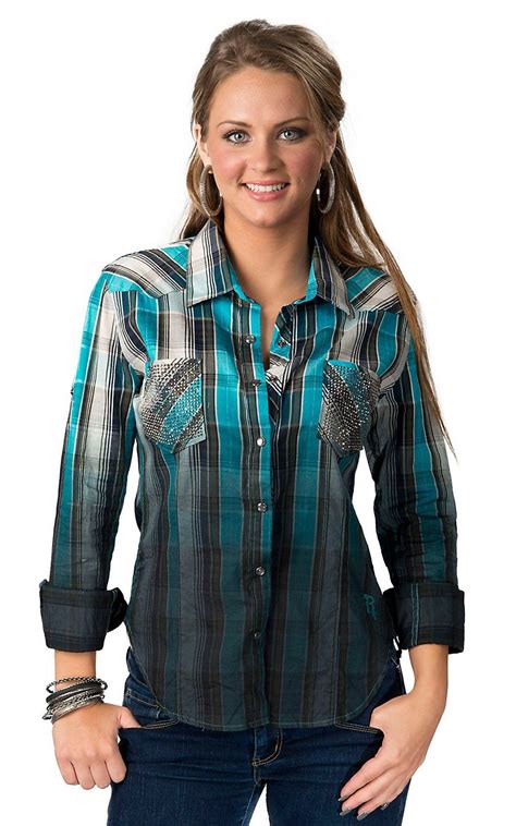 Pin by Cavender's on Women's Shirts | Country girls outfits, Casual ...