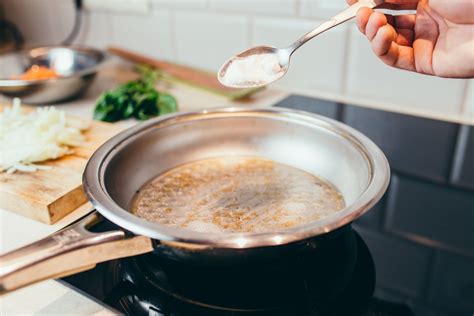 Easy Way to Clean Frying Pan with Tips and Tricks - Go Get Yourself