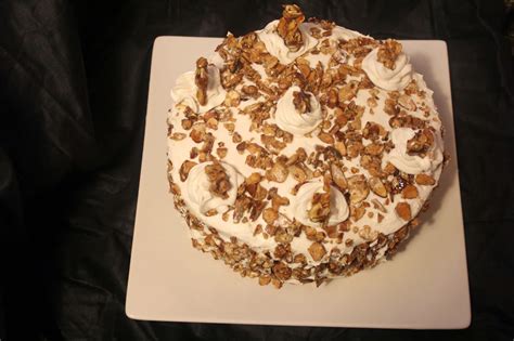 Sugar'N Spice: Burnt Almond Cake