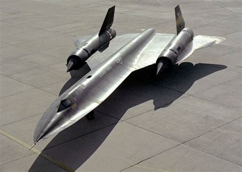 Interesting facts about the Lockheed YF-12 Blackbird; The Fighter-Interceptor - Crew Daily