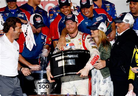 Dale Earnhardt, Jr. Retires From Nascar.