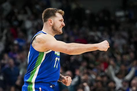 Photos: Luka Doncic, Dallas Mavericks chirp back in win over Detroit