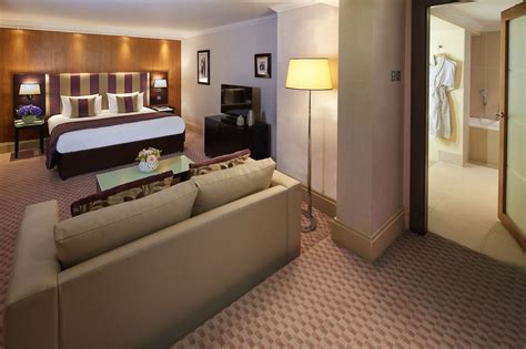 Hotel Review: The Cavendish London, Piccadilly, London