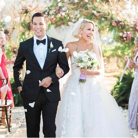 Anna Camp's Second Wedding Dress Literally Just Made Her the Coolest Celebrity Bride