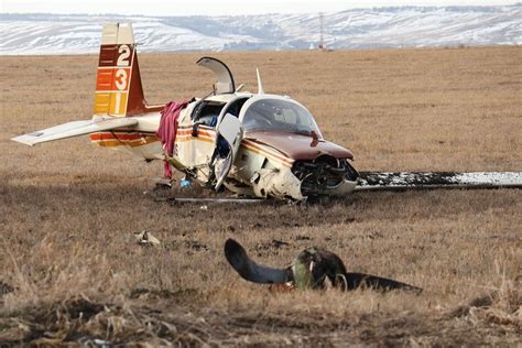 Buildup of ice likely cause of fatal plane crash near Calgary: safety board - Calgary ...