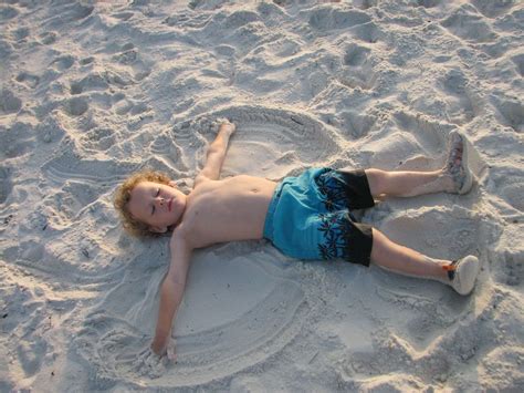 Making a Sand Angel on Mexico Beach FL | Mexico beach fl, Mexico, Beach