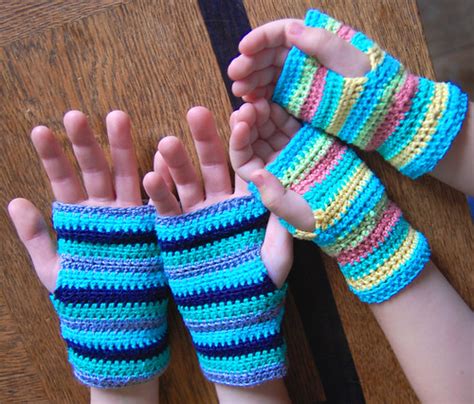 wristlets for the brothers | Striped crochet wristlets for t… | Flickr
