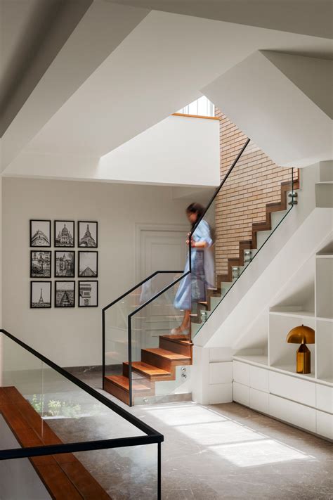 Interior House Design with Stairs: 7 Stunning Designs You'll Want to See