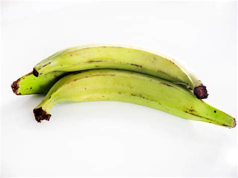 How to Peel and Cut Green Plantains