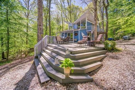 Lake Lanier Cabins & House Rentals from $67 | HomeToGo