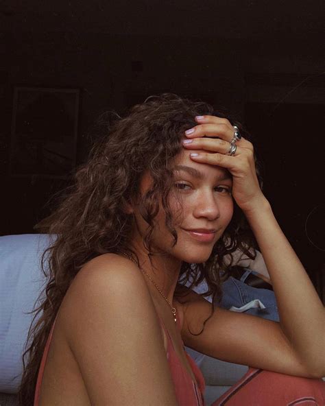 10 Pictures That Will Make You Want To Follow Zendaya’s Instagram ASAP - Jetss