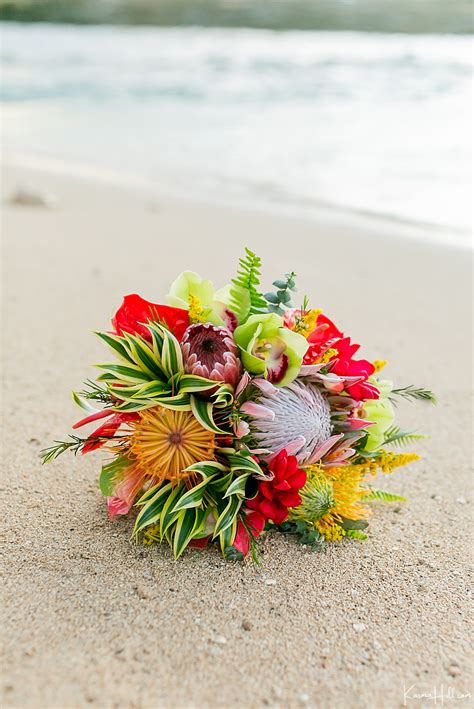 Hawaii Wedding Bouquets - 40 Must-Have Oahu Florals