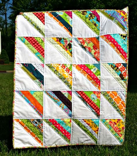 Rosy Lemmons Crafts: finished scrappy quilt