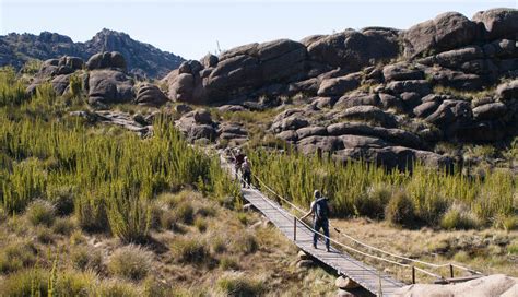 Five Brazilian Hiking Trails Perfect For Beginners - 13/12/2018 - Travel - Folha