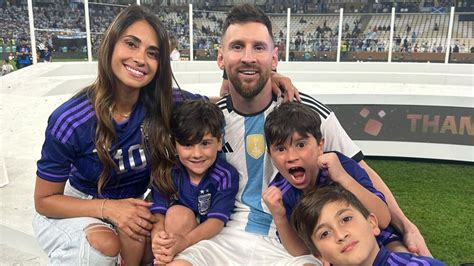 Lionel Messi Celebrates World Cup Victory with Family [Images] - Lens