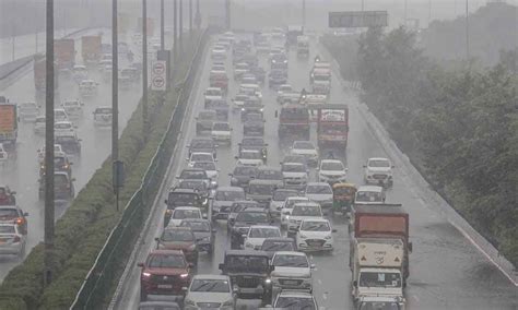 Delhi records second highest rainfall since 2007