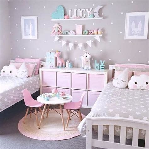 Little Girl's Bedroom Decorating Ideas and Adorable Girly Canopy Beds for Toddler Girls - Involvery