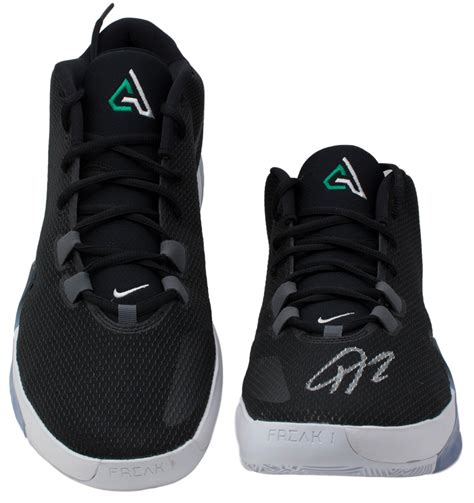 Giannis Antetokounmpo Signed Pair of (2) Nike Zoom Freak 1 Basketball ...