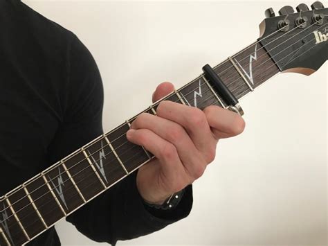 How Do I Use A Capo? - Devon Guitar Lessons