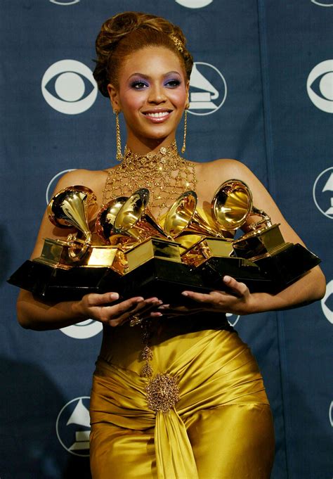 Beyonce Knowles wins 5 Grammy Awards in 2004 | Beyonce, Grammy, Beyonce facts