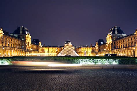 Pyramide du Louvre | It was quite hard to catch this view be… | Flickr