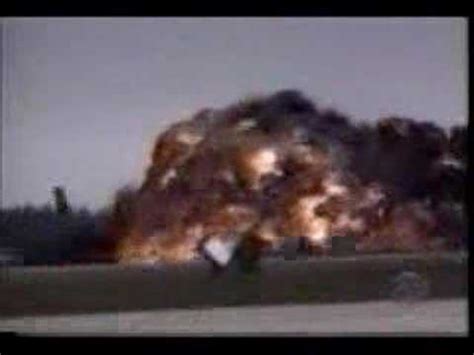 Boeing B-52 crash - YouTube