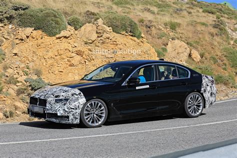 2021 BMW 5 Series Facelift Spied for the First Time - autoevolution