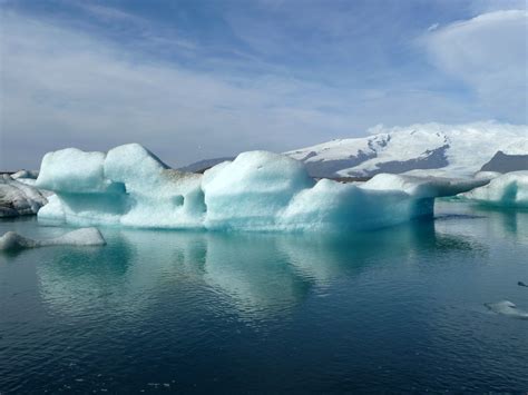 The best places for seeing icebergs