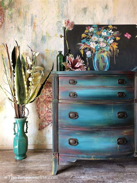 Learn additional details on ”shabby chic furniture painting”. Browse ...