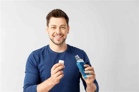 2024's Best Mouthwash for Gum Disease : Expert Recommends