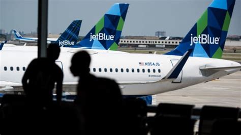 JetBlue still considering adding flights to Europe with business class