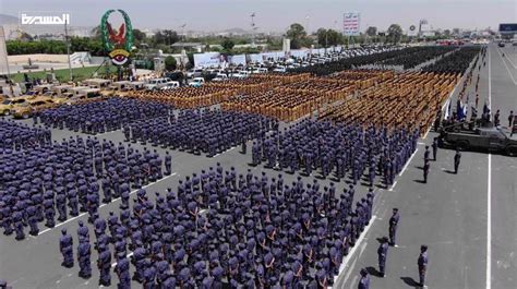 Yemeni Armed Forces stage massive military parade to mark September 21 ...