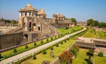 Mandu Fort - India's Ancient City Mandu - Mandu ka Kila - Jahaz Mahal Mandu